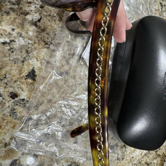 Coach HC8321 Dark Tortoise Sunglasses Brown Gradient Lens 55-18-140 - Picture 8 of 12